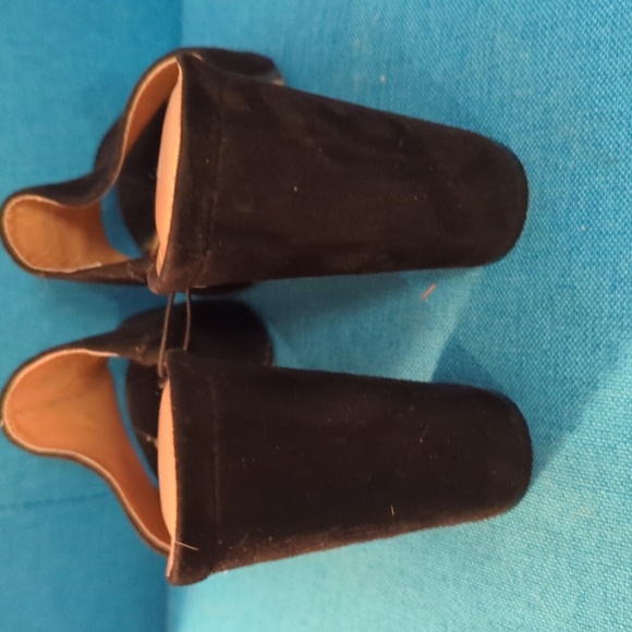 EXPRESS black suede like open toe dressy high heel style sandals - Picture 3 of 8